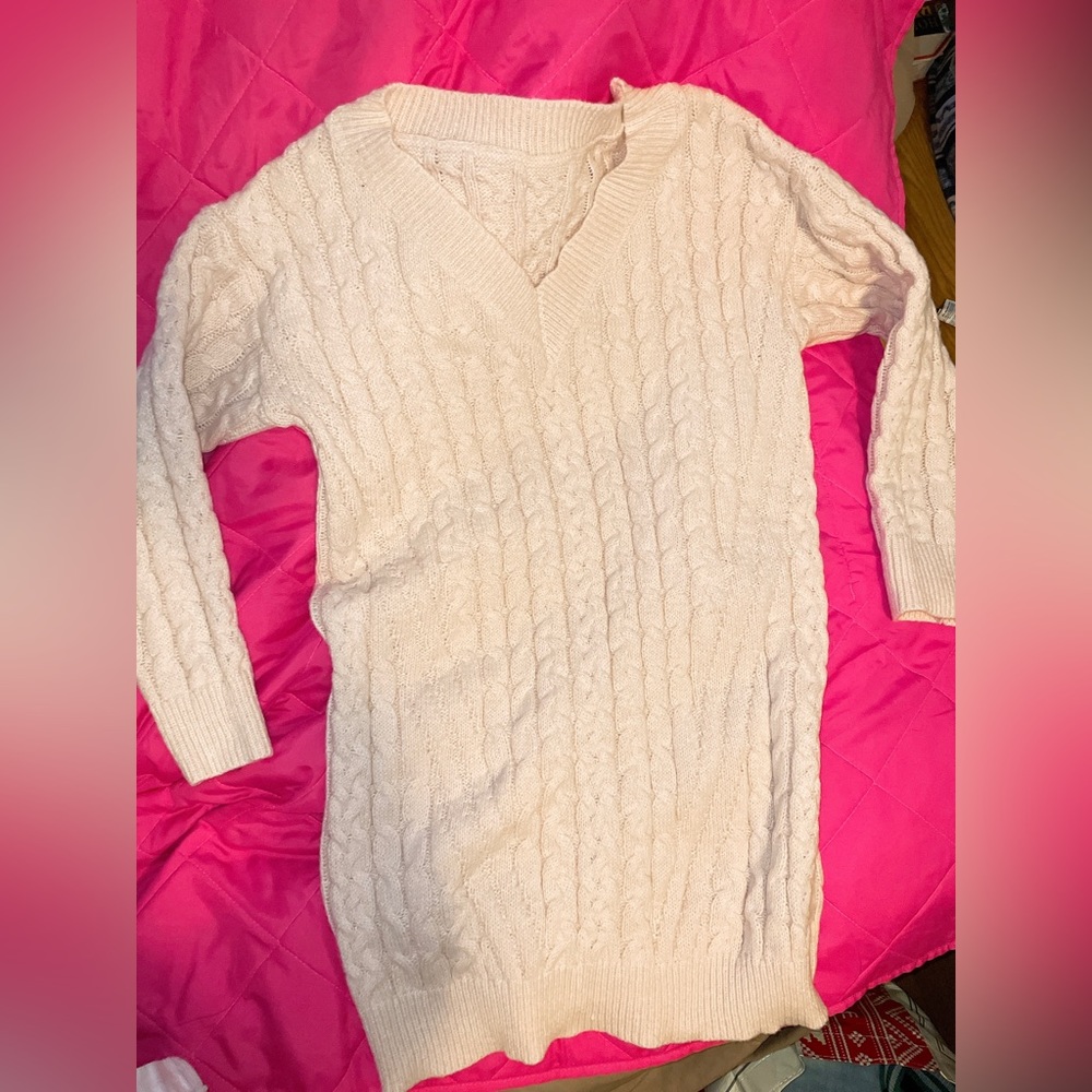 NWOT SWEATER DRESS